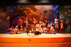 show-bimbi-happy-village-pugnochiuso