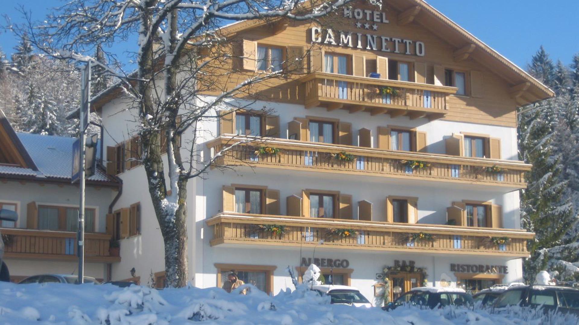 hotel-caminetto-mountain-resort-winter